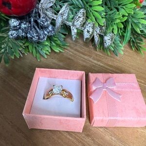 Elegant 14KT Gold Ring with Cubic Zirconia Clear Stone Luxury Gift Box NWT‼️